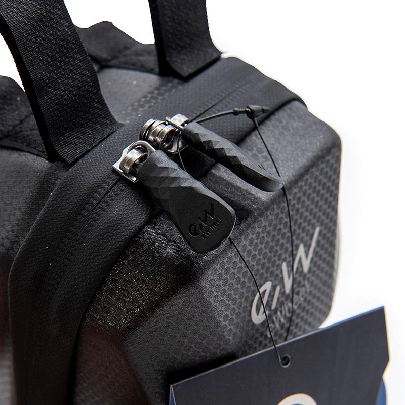 Bolsa deluxe con velcro 3L